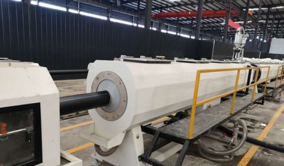 PE供水管設(shè)備發(fā)四川易霖環(huán)?？萍加邢薰?>
                                    </div>
                                </div>
                                <div   id=