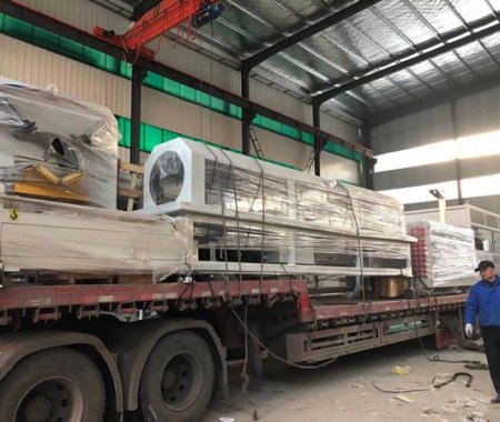 315-630mm HDPE管設備發(fā)貨廣東