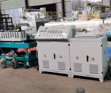 異型波紋管生產(chǎn)設備即將完成